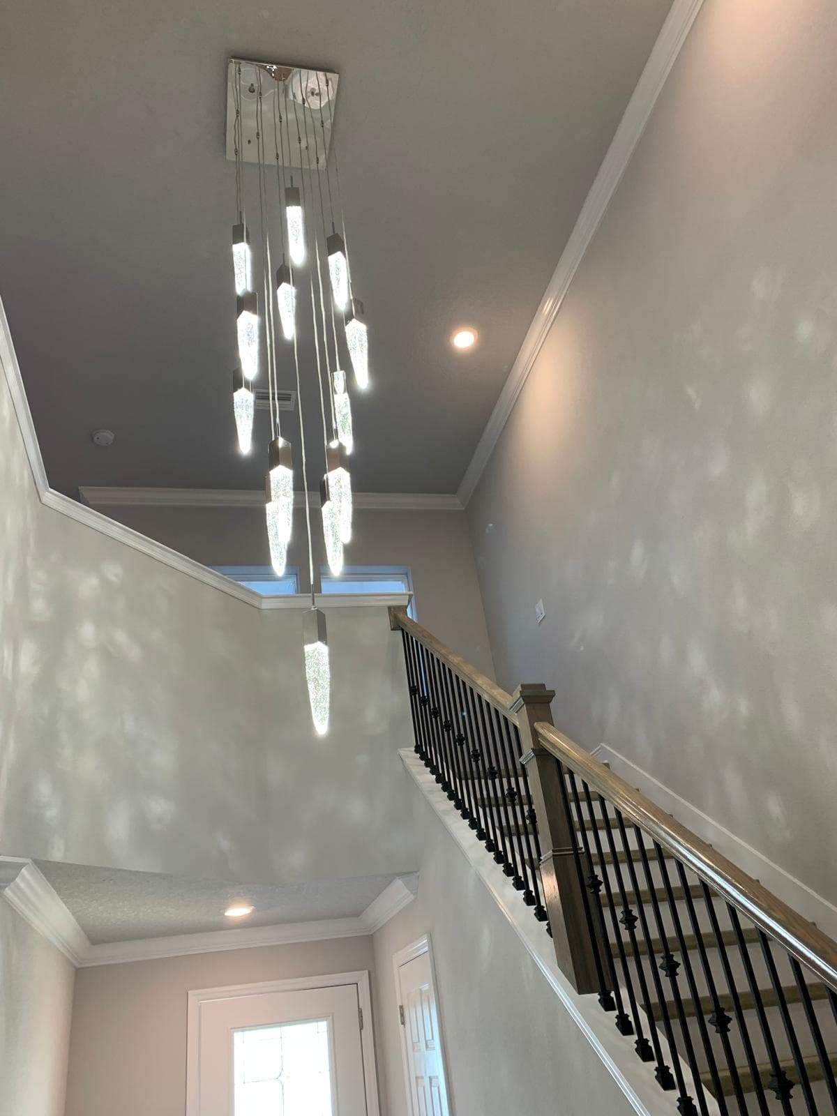 Stairwell decorative lighting